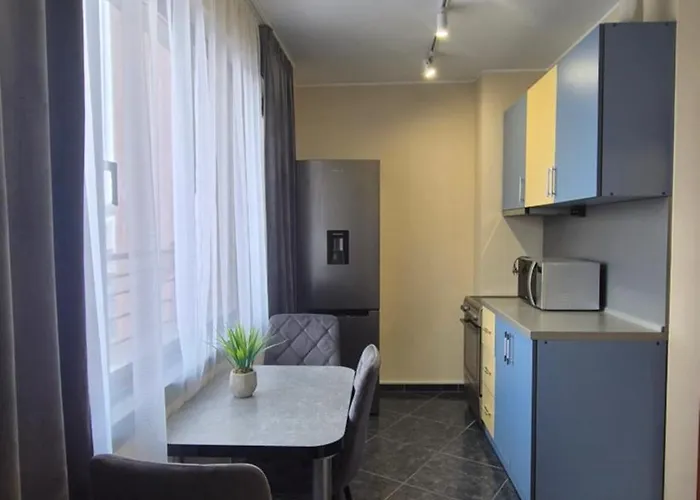 Elit - And Hill View Апартамент